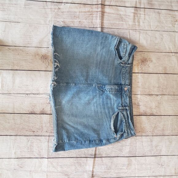 3 for $25 Old Navy Distressed Jean Skirt - Picture 10 of 11